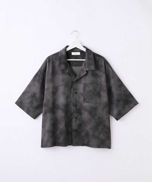 SERACE(セラス)の「【SERACE】2way loose drape vintage patterned short sleeve shirt / 2wayルーズドレープヴィンテージ柄半袖シャツ(シャツ/ブラウス・メンズ・ブラック/ホワイト・L/M/S)」の4枚目の写真