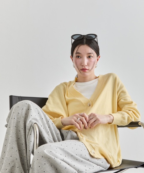 NUJOH（ヌゾ）の「Loose Knit Cardigan / ルーズニットカーディガン（カーディガン/ボレロ・レディース・ライトブルー/ホワイト/イエロー/グレー・FREE）」の12枚目の写真