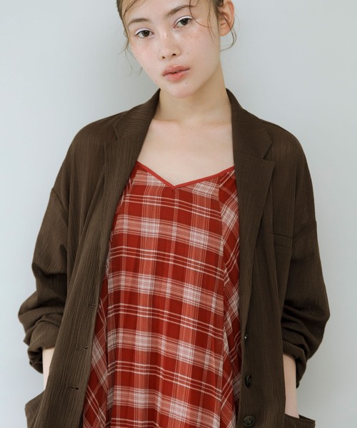 KBF（ケイビーエフ）の「チェックプリーツキャミワンピース（ワンピース・レディース・レッド系その他/ブラウン系その他/ブラック系その他・ONE）」の17枚目の写真