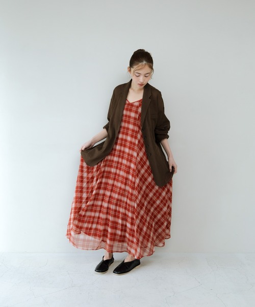 KBF（ケイビーエフ）の「チェックプリーツキャミワンピース（ワンピース・レディース・レッド系その他/ブラウン系その他/ブラック系その他・ONE）」の21枚目の写真