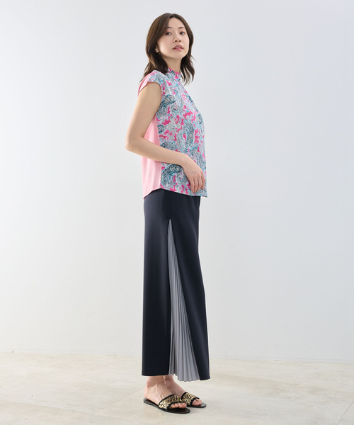 NARACAMICIE(ナラカミーチェ)の「【NARACAMICIE】ペイズリージャガードコンビハイネックトップス(Tシャツ/カットソー・レディース・ブラック・M)」の3枚目の写真
