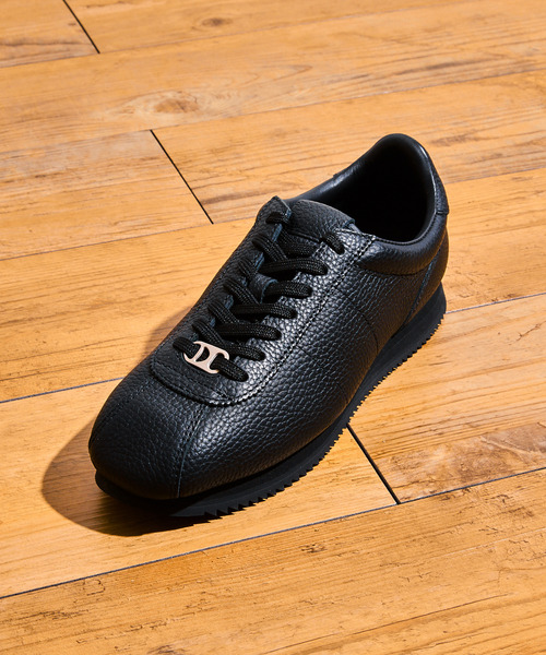 COOTIE PRODUCTIONS（クーティープロダクションズ）の「Tomo&Co トモアンドシーオー / RAJA JOG TRAINER COOTIE PRODUCTIONS クーティープロダクションズコラボレーションVIBRAMソールスニーカー / TM-COOTIE-0002（スニーカー・メンズ・ブラック・26cm/27cm/25cm）」の5枚目の写真