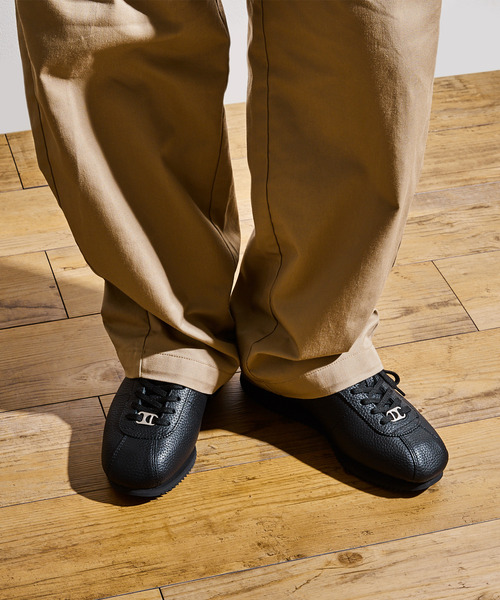 COOTIE PRODUCTIONS（クーティープロダクションズ）の「Tomo&Co トモアンドシーオー / RAJA JOG TRAINER COOTIE PRODUCTIONS クーティープロダクションズコラボレーションVIBRAMソールスニーカー / TM-COOTIE-0002（スニーカー・メンズ・ブラック・26cm/27cm/25cm）」の14枚目の写真