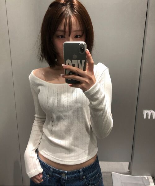 MUSINSA STANDARD WOMAN（ムシンサスタンダードウーマン）の「ウィメンズカーブドデニムパンツ [ミディアムインディゴ]（デニムパンツ・レディース・その他・24/25/26/27/28/29/30）」の4枚目の写真
