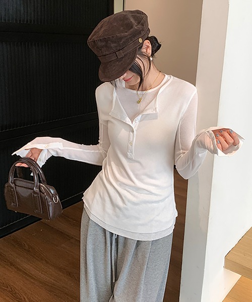 Girly Doll(ガーリードール)の「フェイクレイヤードヘンリーネックカットソー(Tシャツ/カットソー・レディース・ホワイト/ブラック・S/M)」の3枚目の写真