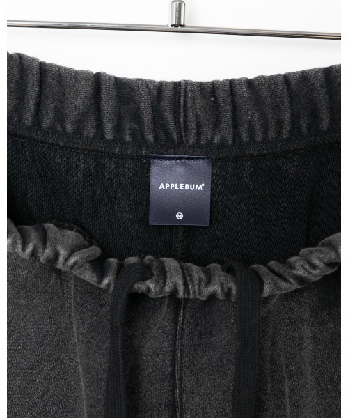 APPLEBUM（アップルバム）の「Powder-Dye Wide Sweat Pants（スウェットパンツ・メンズ・ブラック・MEDIUM/LARGE/X-LARGE）」の3枚目の写真