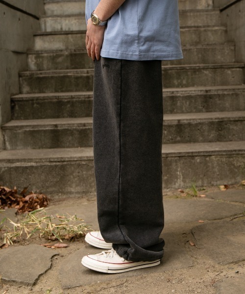 APPLEBUM（アップルバム）の「Powder-Dye Wide Sweat Pants（スウェットパンツ・メンズ・ブラック・MEDIUM/LARGE/X-LARGE）」の14枚目の写真