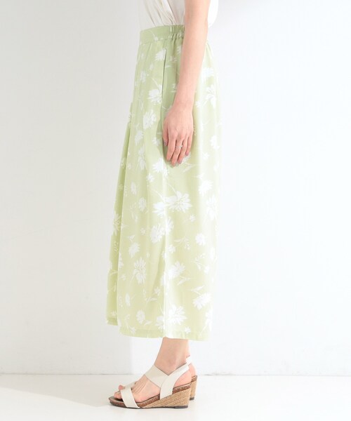 SHOO・LA・RUE(シューラルー)の「【S-LL/柄が選べる】大人上品な花柄でコーデが彩る アソートプリントスカーチョ(その他パンツ・レディース・グリーン系5/ブラック系6/ダークブラウン系6/アイボリー系6・04/03/02/01)」の10枚目の写真