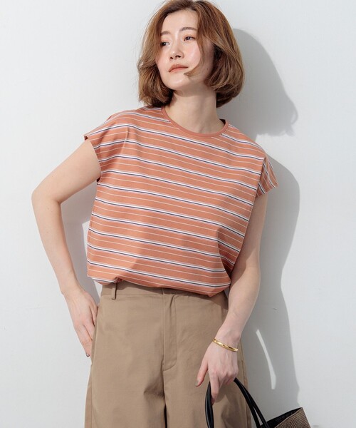 23区 S(ニジュウサンクチイサイサイズ)の「マルチボーダー フレンチスリーブ カットソー(Tシャツ/カットソー・レディース・グレー系5/黄土色系5・32)」の2枚目の写真