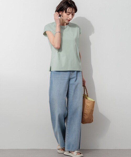 23区 S(ニジュウサンクチイサイサイズ)の「ハイエンド フレンチスリーブ Tシャツ(Tシャツ/カットソー・レディース・ライトグリーン系/ダークブラウン系/ブラック系/ホワイト系・32)」の11枚目の写真