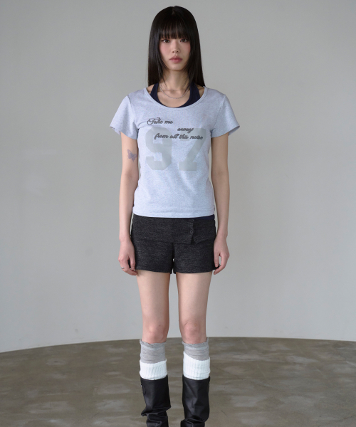 PRENDA(プレンダ)の「97 CURVED LAYERED GRAPHIC TOP GRAY(Tシャツ/カットソー・レディース・その他・F)」の2枚目の写真