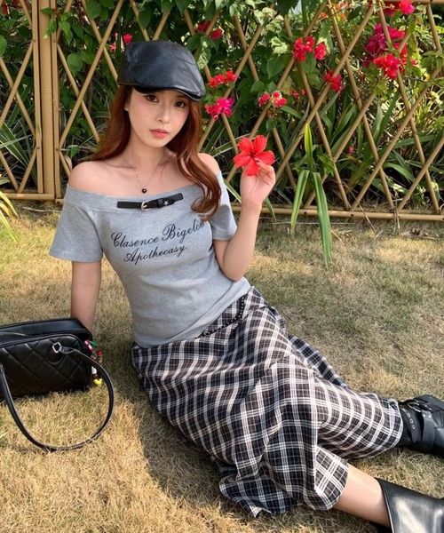 lilful(リルフル)の「【26年春夏新作】フロントベルトデザイン レタリングロゴ半袖Tシャツ(Tシャツ/カットソー・レディース・グレー/ホワイト/ブラック・F)」の20枚目の写真