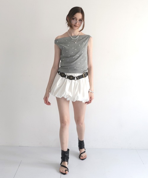 Mili affinity(ミリアフィニティー)の「スタッズ付きノースリーブTシャツ(タンクトップ・レディース・グレー/オフホワイト/ブラック・FREE)」の9枚目の写真