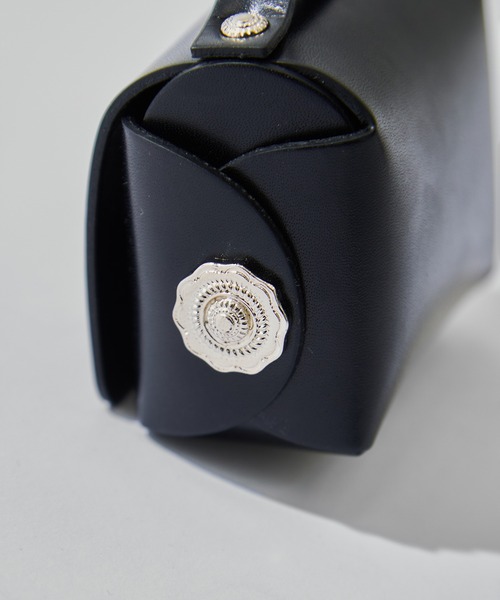 TOGA PULLA/トーガプルラ】Leather earphone case/レザーイヤフォン