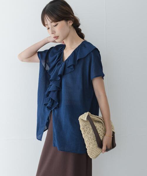 URBAN RESEARCH Sonny Label(アーバンリサーチサニーレーベル)の「シアーデニムラッフルフリルブラウス(シャツ/ブラウス・レディース・ライトインディゴブルー/インディゴブルー・FREE)」の12枚目の写真