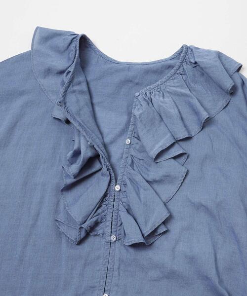 URBAN RESEARCH Sonny Label(アーバンリサーチサニーレーベル)の「シアーデニムラッフルフリルブラウス(シャツ/ブラウス・レディース・ライトインディゴブルー/インディゴブルー・FREE)」の4枚目の写真