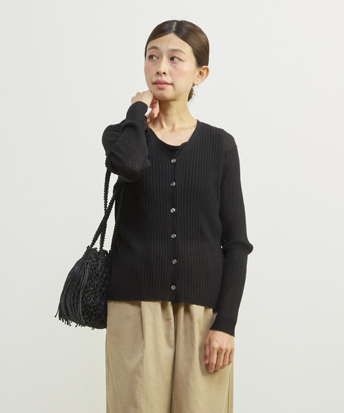 MELROSE claire（メルローズ クレール）の「【シアーワイドリブVネックカーディガン】（カーディガン/ボレロ・レディース・イエロー/グレイッシュベージュ/ネイビー/ブラック・FREE）」の2枚目の写真