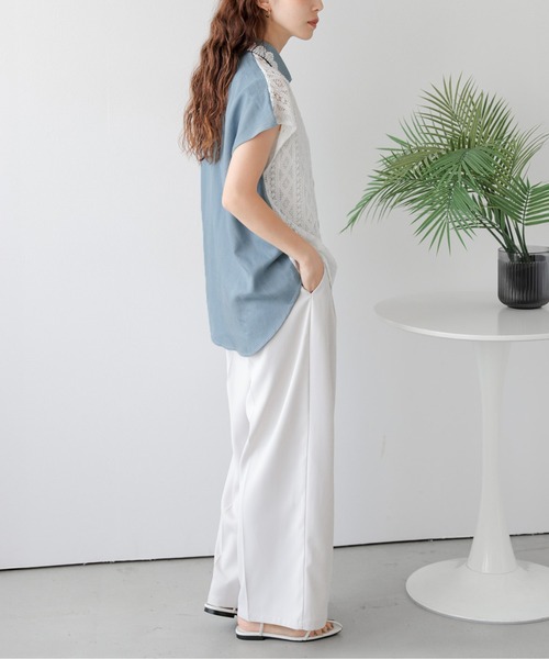 AMELY(エミリー)の「透かし編みレース デニムシャツ(シャツ/ブラウス・レディース・ホワイト/ブラック・フリー)」の7枚目の写真