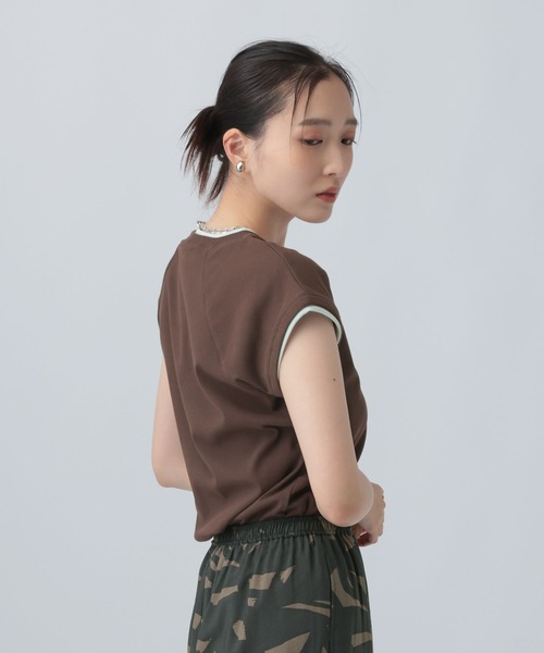 LEPSIM(レプシィム)の「配色コンパクトフレンチスリーブ 841040(Tシャツ/カットソー・レディース・ブラウン/ブラック・FREE)」の13枚目の写真