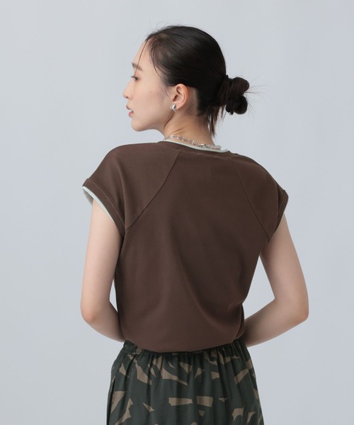 LEPSIM(レプシィム)の「配色コンパクトフレンチスリーブ 841040(Tシャツ/カットソー・レディース・ブラウン/ブラック・FREE)」の14枚目の写真