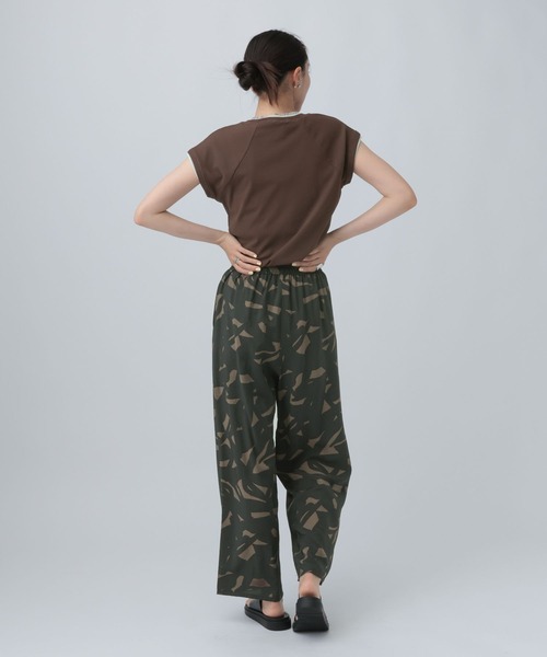 LEPSIM(レプシィム)の「配色コンパクトフレンチスリーブ 841040(Tシャツ/カットソー・レディース・ブラウン/ブラック・FREE)」の16枚目の写真