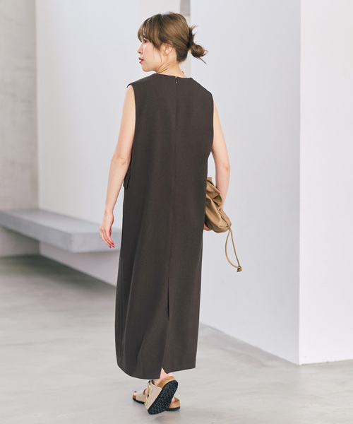Spick & Span(スピックアンドスパン)の「《WEB限定 / 追加》ダブルクロスVネックワンピース(ワンピース・レディース・ブラック/ブラウン・38/36)」の17枚目の写真