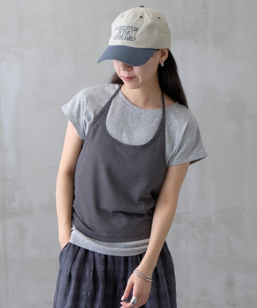 COLONY 2139(コロニートゥーワンスリーナイン)の「【PIKO企画/WEB限定】ホルターネックキャミソールレイヤードTシャツ(Tシャツ/カットソー・レディース・グレー/ブラック/ブラウン/ネイビー/イエロー・FREE)」の15枚目の写真