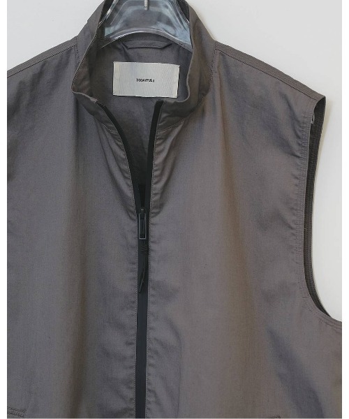 TODAYFUL(トゥデイフル)の「Standcollar Zip Vest 12610109(その他アウター・メンズ・チャコールグレー/ブラック・FREE)」の11枚目の写真