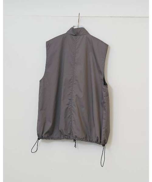 TODAYFUL(トゥデイフル)の「Standcollar Zip Vest 12610109(その他アウター・メンズ・チャコールグレー/ブラック・FREE)」の10枚目の写真