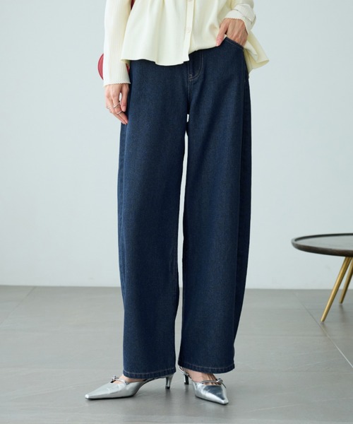 BELLUNA(ベルーナ)の「オシャレに見えるカーブデニムパンツ69丈(その他パンツ・レディース・ブルー/サックスブルー/ネイビー・X-LARGE/LARGE/MEDIUM)」の12枚目の写真