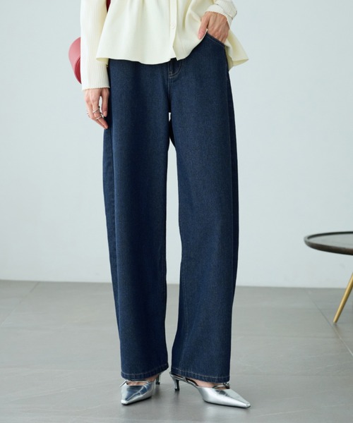 BELLUNA(ベルーナ)の「オシャレに見えるカーブデニムパンツ69丈(その他パンツ・レディース・ブルー/サックスブルー/ネイビー・X-LARGE/LARGE/MEDIUM)」の13枚目の写真