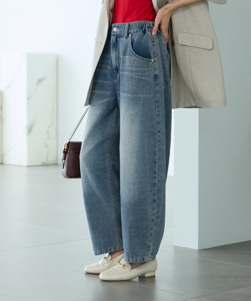 BELLUNA(ベルーナ)の「オシャレに見えるカーブデニムパンツ69丈(その他パンツ・レディース・ブルー/サックスブルー/ネイビー・X-LARGE/LARGE/MEDIUM)」の17枚目の写真