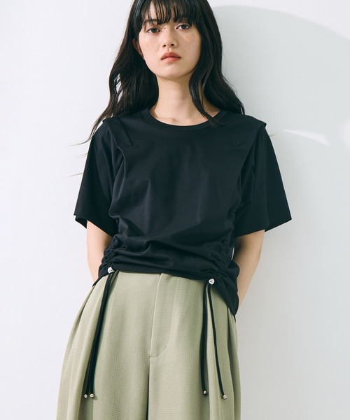 STUDIOUS(ステュディオス)の「【STUDIOUS/ステュディオス】Multi Length Drawstring Tee/マルチレングスドローストリングT/ウォッシャブル/細見え(Tシャツ/カットソー・レディース・ホワイト/ブラック・FREE)」の2枚目の写真