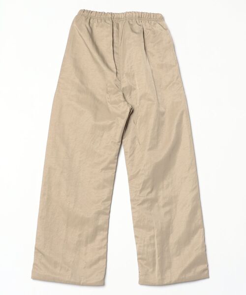 FOG ESSENTIALS(エフオージーエッセンシャルズ)の「フィア オブ ゴッド エッセンシャルズ【Fear of God ESSENTIALS】- スウェットパンツ【TEXTURED NYLON UTILITY PANT DESERT SAND 130HO244807F】(その他パンツ・メンズ・サンドベージュ・L/S)」の4枚目の写真