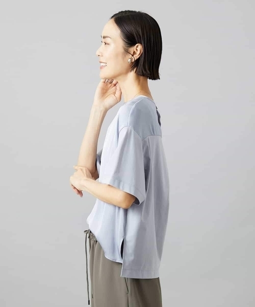 MICHEL KLEIN(ミッシェル・クラン)の「サテンドッキングプルオーバー(Tシャツ/カットソー・レディース・ブラック/ライトベージュ/ダークインディゴブルー・38)」の16枚目の写真