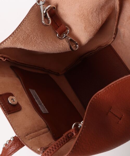 cache cache（カシュ カシュ）の「【cache cache】ミニショルダー付ボールチェーン2wayトートバッグ（トートバッグ・レディース・ブラック/ブラウン/ベージュ/ライトグレー/ライトブルー・FREE）」の11枚目の写真