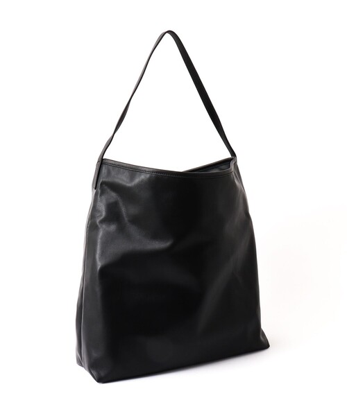 Un coeur（アンクール）の「【Un coeur/アンクール】K906015 DRAPE ONE SHOULDER（ショルダーバッグ・メンズ・ブラック・FREE）」の21枚目の写真