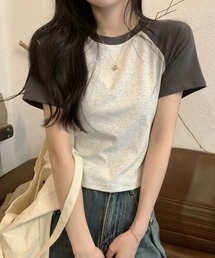 バイカラーラグラン半袖クロップドTシャツ