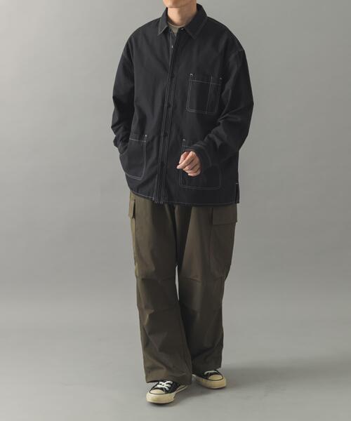 ITEMS URBANRESEARCH（アイテムズ アーバンリサーチ）の「Wステッチ シャンブレー カバーオールシャツ（シャツ/ブラウス・メンズ・ネイビー/ブラック・LARGE/MEDIUM）」の7枚目の写真