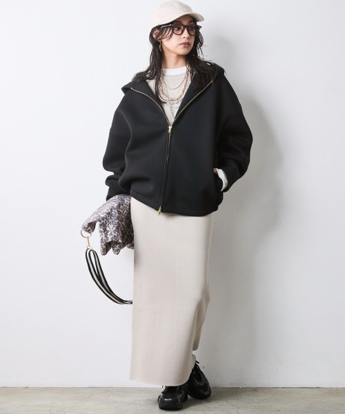 CHIC STYLE(シックスタイル)の「バルーンジップアップフーディ<大きいサイズ有>シックスタイル(パーカー・レディース・ブラック/杢グレー・5L~6L/3L~4L/L~LL/M)」の22枚目の写真