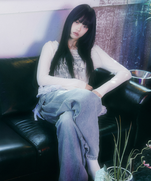 LMR(エルエムアール)の「ソフトスリムボートネックグラフィック長袖Tシャツアイボリー(Tシャツ/カットソー・レディース・アイボリー・SMALL/MEDIUM)」の7枚目の写真