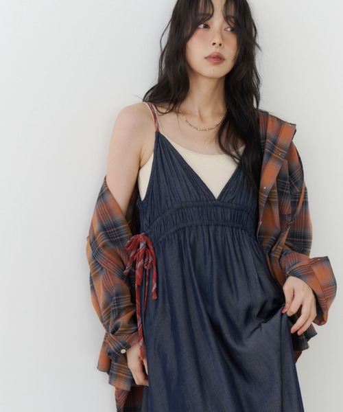 Unitage(ユニテージ)の「配色ボリュームキャミワンピース(ワンピース・レディース・レッド/その他/ブラック/ネイビー/ブラウン・FREE)」の3枚目の写真