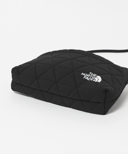 THE NORTH FACE(ザノースフェイス)の「<THE NORTH FACE>ジオフェイス ポーチ(ショルダーバッグ・メンズ・ブラック・FREE)」の13枚目の写真