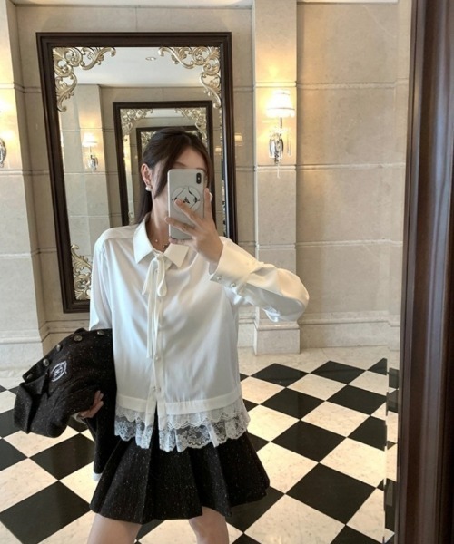 Ritzy(リッツィー)の「長袖・裾レース紐リボンシャツ(シャツ/ブラウス・レディース・ホワイト・MEDIUM)」の6枚目の写真