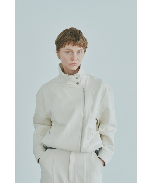 Muel Chic(ミュエルシック)の「Noct jacket ノクトジャケット(ライダースジャケット・レディース・アイボリー/チャコールグレー/ブラック・FREE)」の8枚目の写真