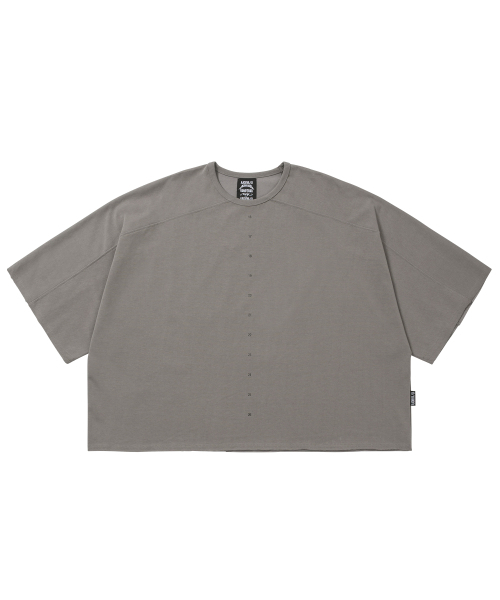 AJOBYAJO（アジョバイアジョ）の「10th Anniversary Raglan T-Shirt [WARM GRAY]（Tシャツ/カットソー・レディース・その他・MEDIUM/LARGE/X-LARGE）」の2枚目の写真