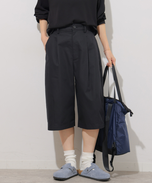 JOURNAL STANDARD relume(ジャーナルスタンダード レリューム)の「T/Cツイルバミューダパンツ(その他パンツ・レディース・ブラック/ブラウン・38/36)」の1枚目の写真