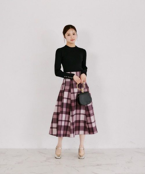 tocco closet(トッコ クローゼット)の「袖口ハート釦プチハイネックリブニットプルオーバー(ニット/セーター・レディース・アイボリー/ブラック/ブラウン/ピンク・M)」の14枚目の写真