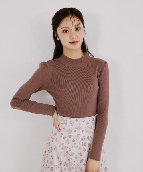 tocco closet(トッコ クローゼット)の「袖口ハート釦プチハイネックリブニットプルオーバー(ニット/セーター・レディース・アイボリー/ブラック/ブラウン/ピンク・M)」の21枚目の写真