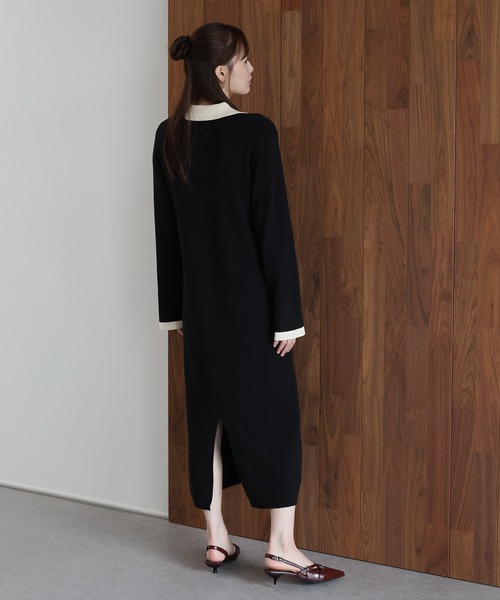 J by blue(ジェイバイブルー)の「ゴールドボタン配色ポロニットワンピース(ワンピース・レディース・グレイッシュベージュ/ブラック/ブラウン・MEDIUM)」の10枚目の写真